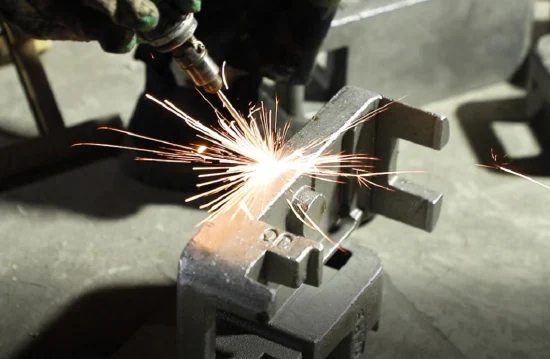 Raccords en acier Quincaillerie en métal Moulage de précision Pièces de construction Pièces de machines générales
